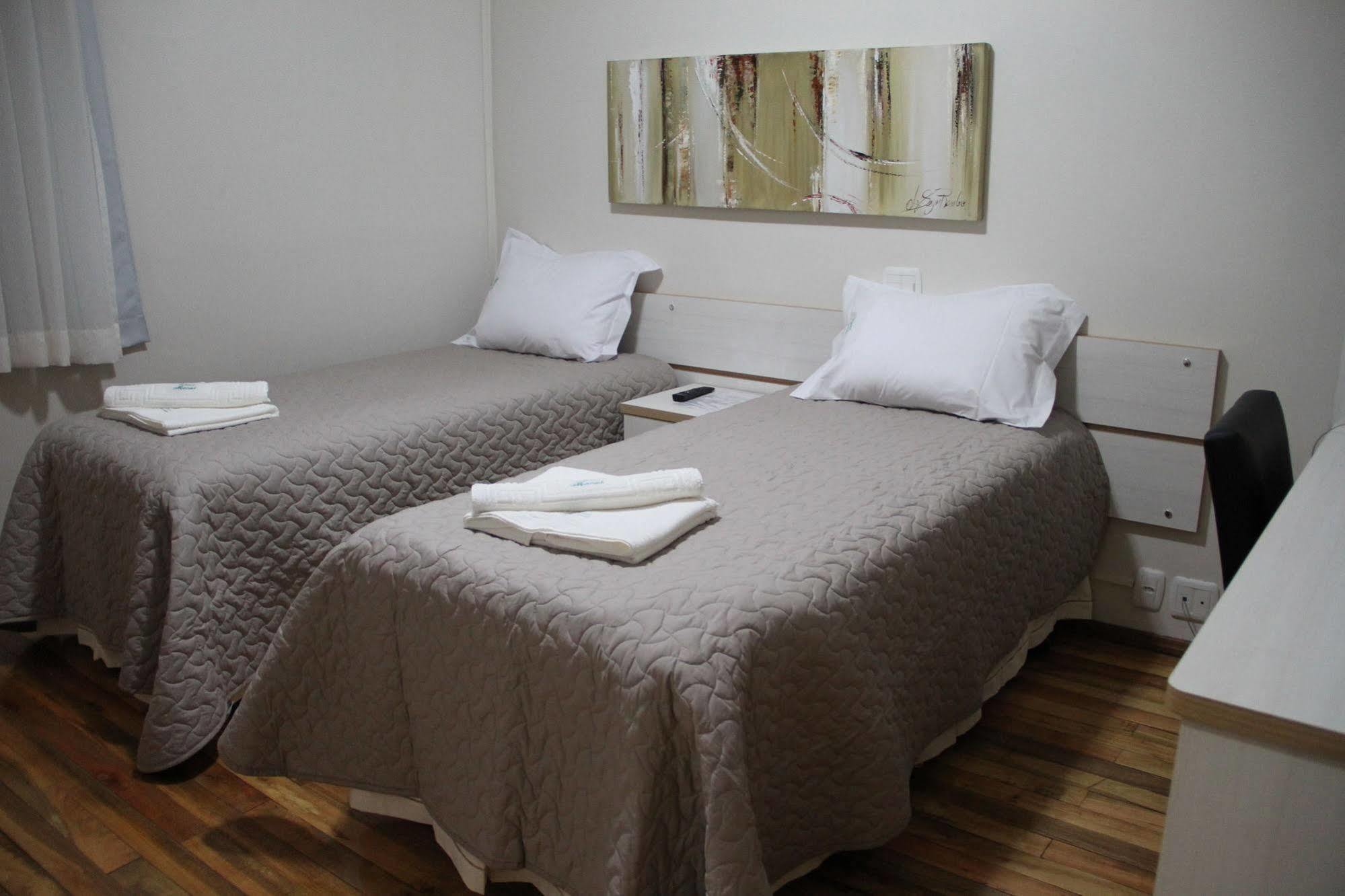 ארשים Hotel Monet מראה חיצוני תמונה