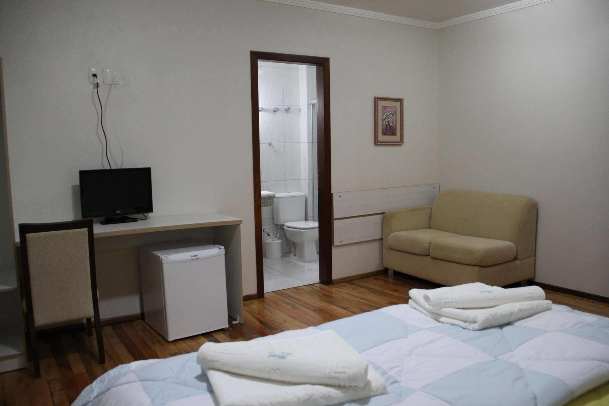ארשים Hotel Monet מראה חיצוני תמונה